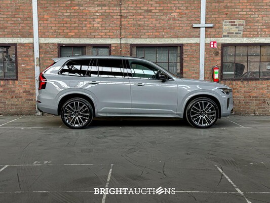 Volvo XC90 T8 AWD Plus Dark 457pk 2025 7-Persoons (1.100 KM) Fabrieksgarantie