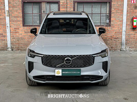 Volvo XC90 T8 AWD Plus Dark 457pk 2025 7-Persoons (1.100 KM) Fabrieksgarantie