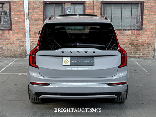 Volvo XC90 T8 AWD Plus Dark 457pk 2025 7-Persoons (1.100 KM) Fabrieksgarantie