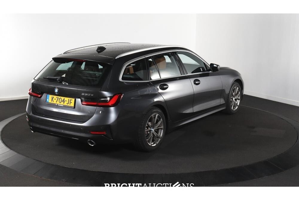 BMW 330e eDrive Edition 296pk 2021 (Origineel-NL) 3-Serie, K-704-JF