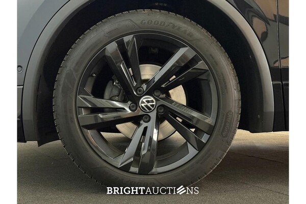 Volkswagen Tiguan R-Line Business 1.5 TSI 149pk 2021, X-449-JR