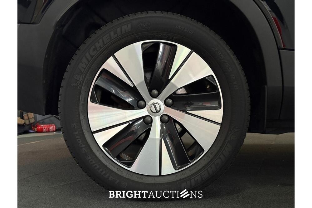 Volvo XC40 T3 Momentum Pro 1.5 163pk 2019, G-553-VP