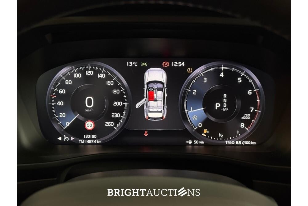 Volvo XC40 T3 Momentum Pro 1.5 163pk 2019, G-553-VP