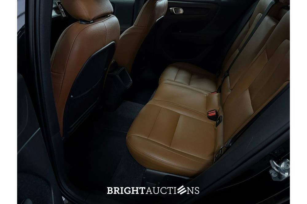 Volvo XC40 T3 Momentum Pro 1.5 163pk 2019, G-553-VP