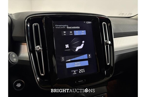 Volvo XC40 T3 Momentum Pro 1.5 163pk 2019, G-553-VP