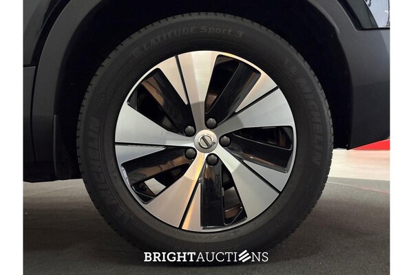 Volvo XC40 T3 Momentum Pro 1.5 163pk 2019, G-553-VP
