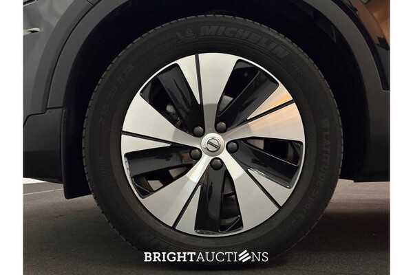 Volvo XC40 T3 Momentum Pro 1.5 163pk 2019, G-553-VP
