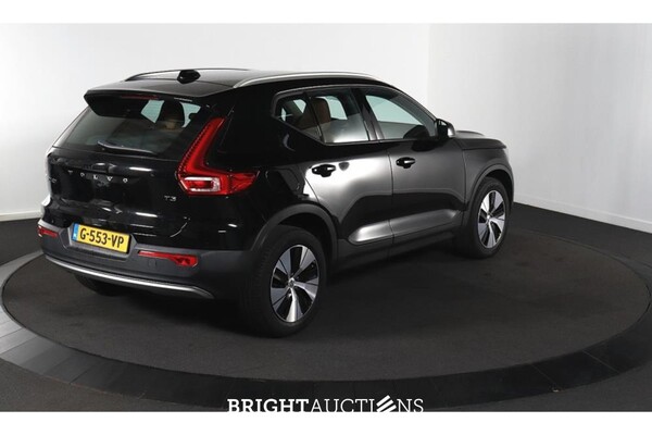 Volvo XC40 T3 Momentum Pro 1.5 163pk 2019, G-553-VP
