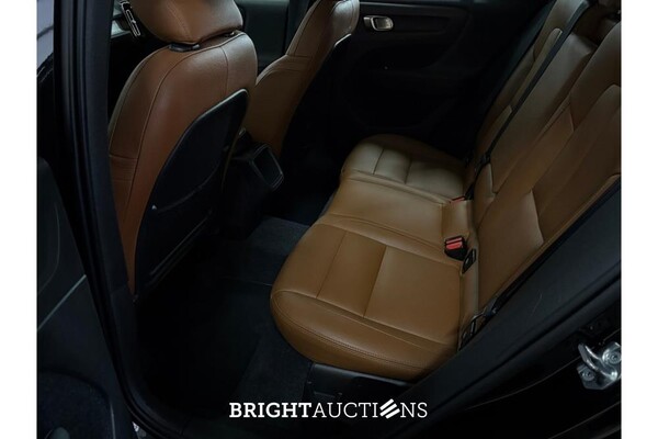 Volvo XC40 T3 Momentum Pro 1.5 163pk 2019, G-553-VP