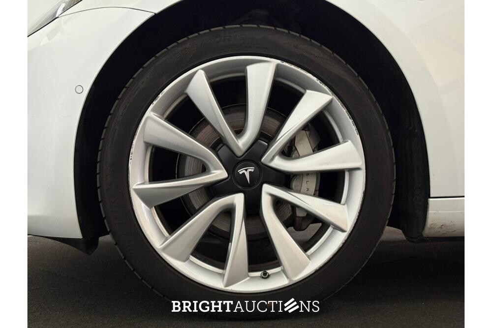 Tesla Model 3 Standard RWD Plus 60 kWh 238pk 2019 (Origineel-NL), G-784-FR