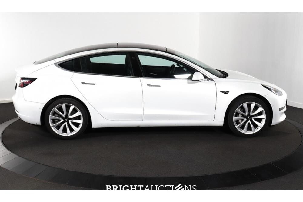 Tesla Model 3 Standard RWD Plus 60 kWh 238pk 2019 (Origineel-NL), G-784-FR