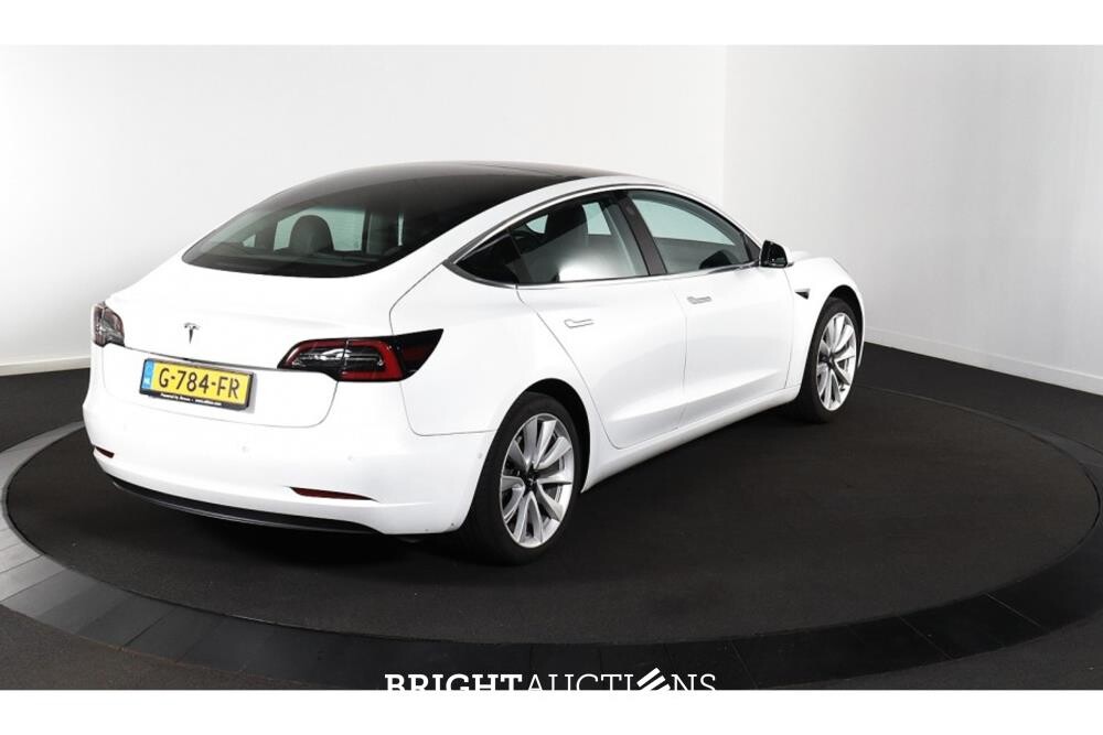 Tesla Model 3 Standard RWD Plus 60 kWh 238pk 2019 (Origineel-NL), G-784-FR