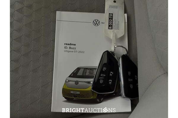 Volkswagen ID. Buzz Pro 8 Intro 77 kWh 204pk 2022 (Origineel-NL), R-302-TD