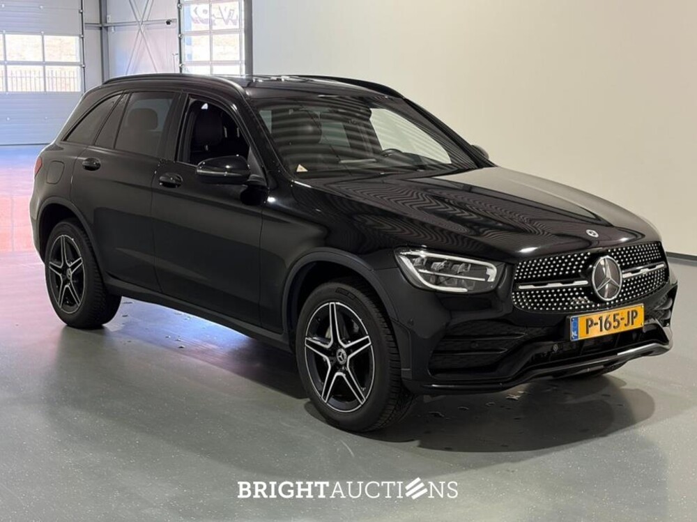 Mercedes-Benz GLC300e Business Solution AMG 4MATIC 333pk 2022 (Origineel-NL) GLC-Klasse, P-165-JP