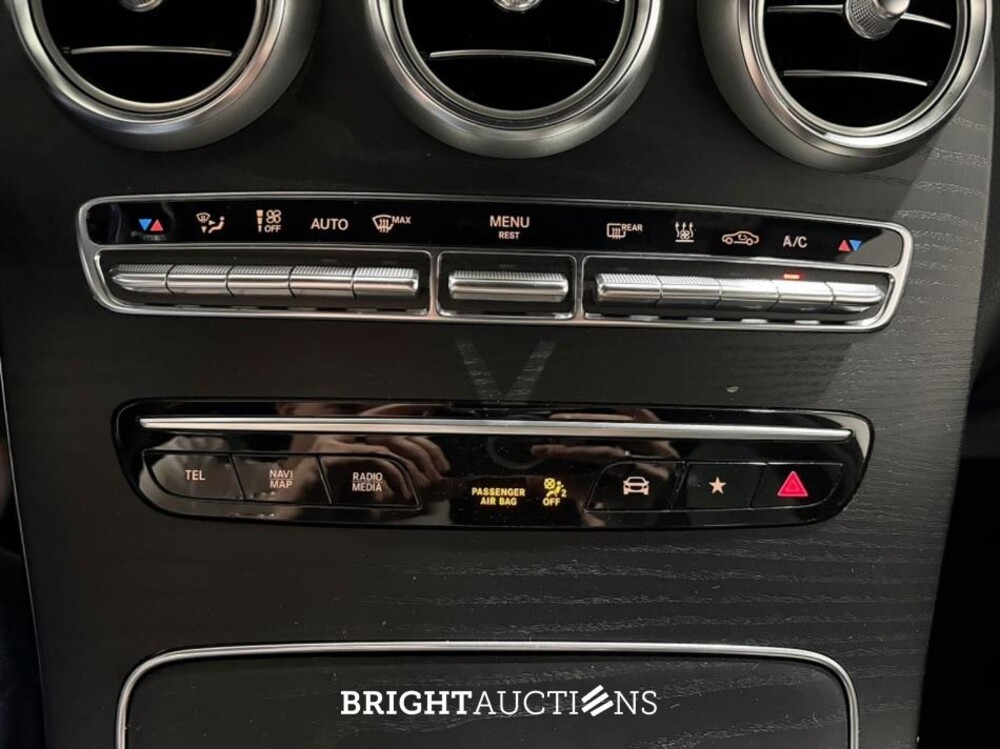 Mercedes-Benz GLC300e Business Solution AMG 4MATIC 333pk 2022 (Origineel-NL) GLC-Klasse, P-165-JP
