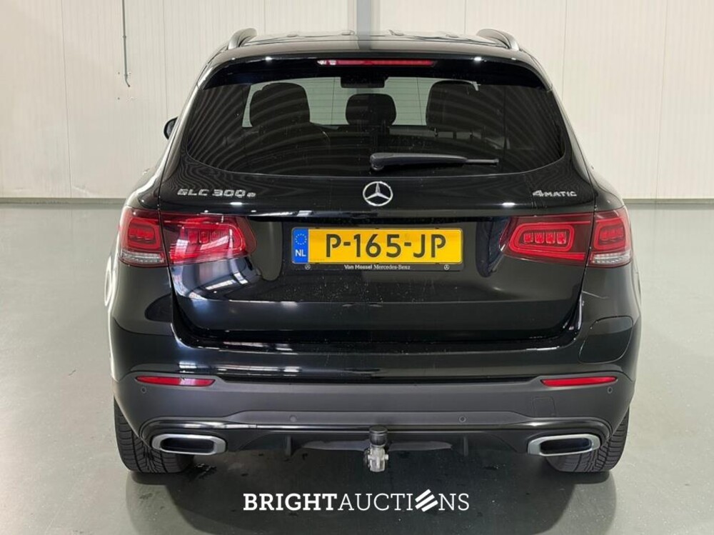 Mercedes-Benz GLC300e Business Solution AMG 4MATIC 333pk 2022 (Origineel-NL) GLC-Klasse, P-165-JP