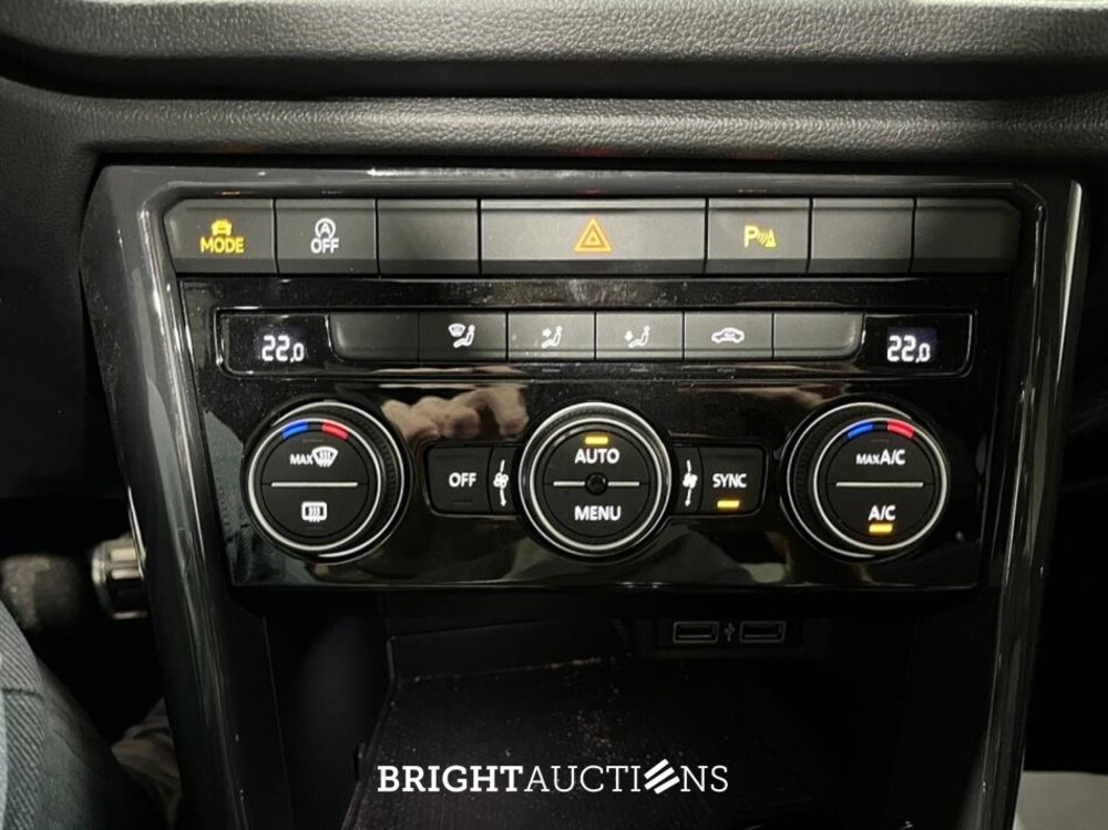 Volkswagen T-Roc Sport Business R 1.5 TSI 150pk 2020 (Origineel-NL), H-289-PZ