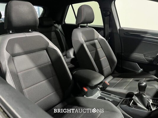 Volkswagen T-Roc Sport Business R 1.5 TSI 150pk 2020 (Origineel-NL), H-289-PZ