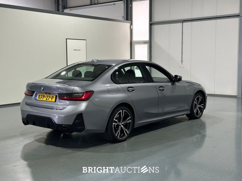 BMW 320e 3-serie M-pakket 272pk 2024 3-Serie, KFP-27-P