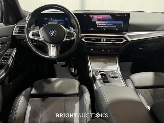 BMW 320e 3-serie M-pakket 272pk 2024 3-Serie, KFP-27-P