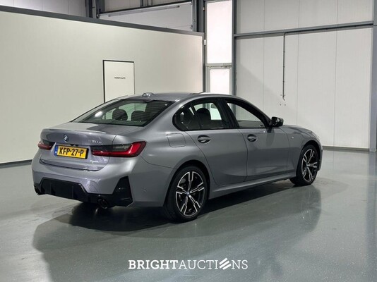 BMW 320e 3-serie M-pakket 272pk 2024 3-Serie, KFP-27-P