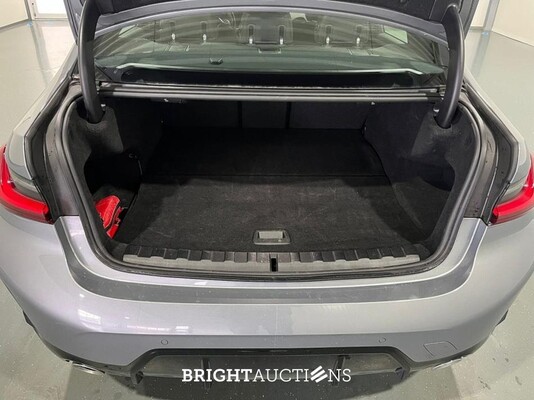 BMW 320e 3-serie M-pakket 272pk 2024 3-Serie, KFP-27-P