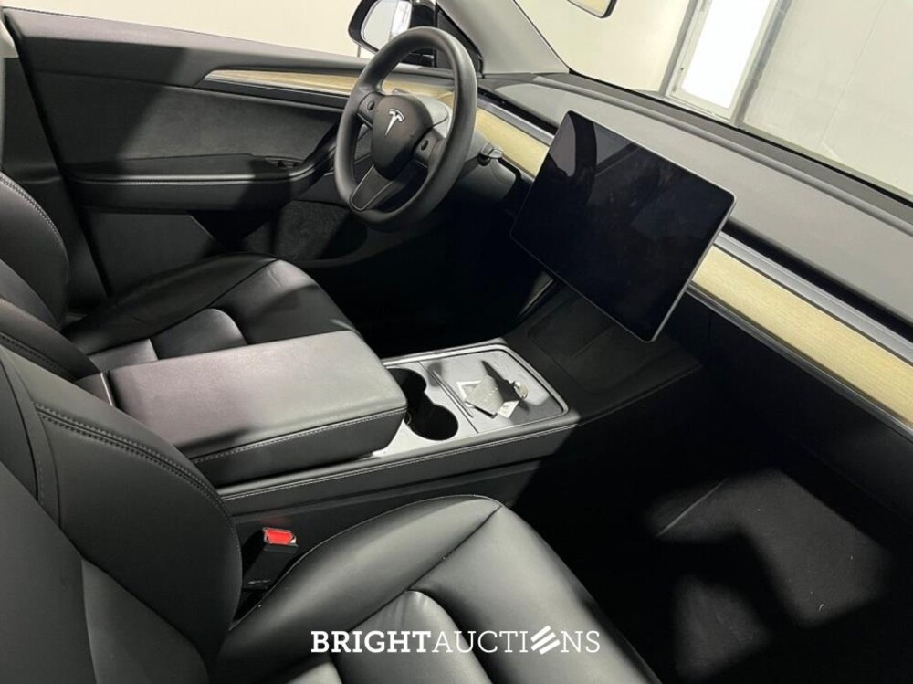 Tesla Model Y RWD 58 kWh 238pk 2023 (Origineel-NL), S-906-XB
