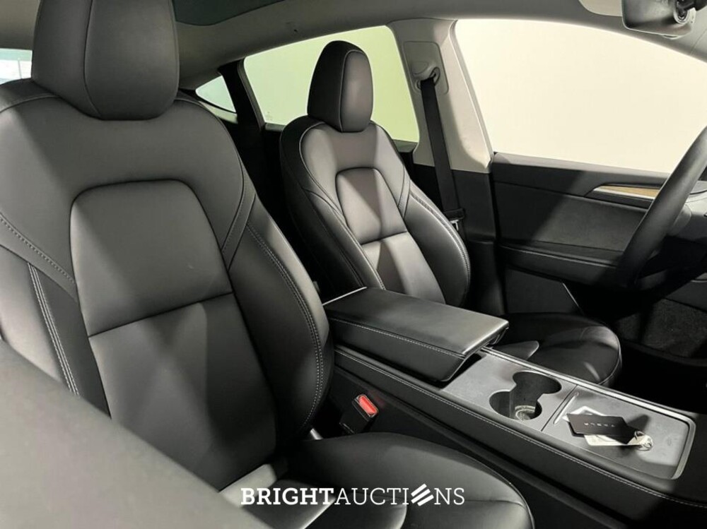 Tesla Model Y RWD 58 kWh 238pk 2023 (Origineel-NL), S-906-XB