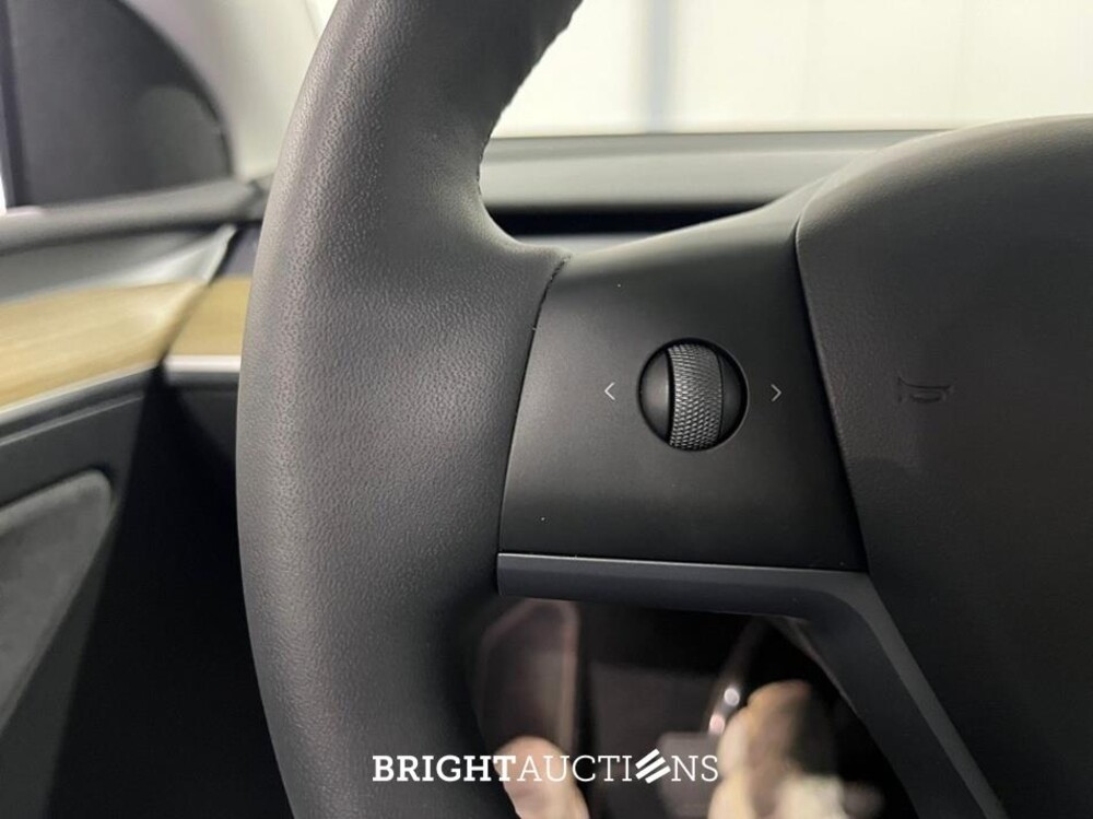 Tesla Model Y RWD 58 kWh 238pk 2023 (Origineel-NL), S-906-XB