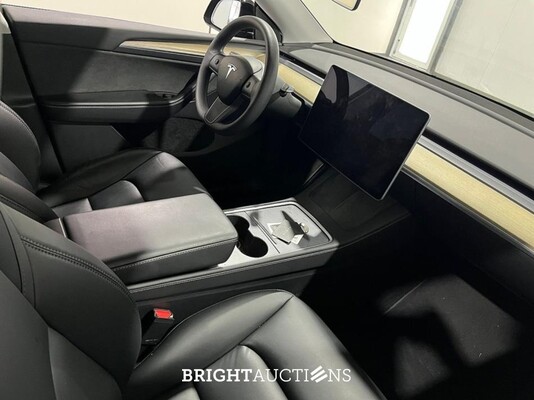 Tesla Model Y RWD 58 kWh 238pk 2023 (Origineel-NL), S-906-XB