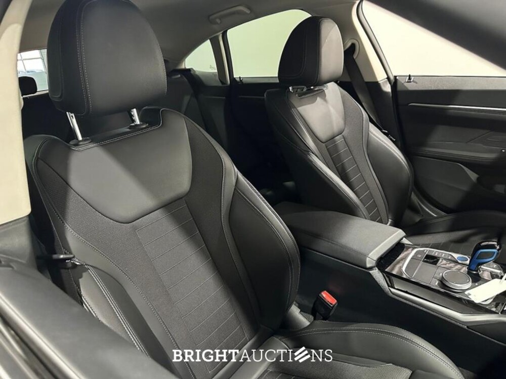BMW i4 eDrive40 84 kWh 340pk 2022 (Origineel-NL), R-622-BR