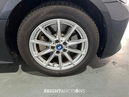 BMW i4 eDrive40 84 kWh 340pk 2022 (Origineel-NL), R-622-BR