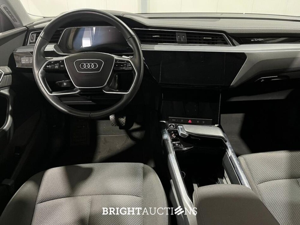 Audi e-tron 55 edition Quattro 95 kWh 408pk 2022 (Origineel-NL), R-205-DL