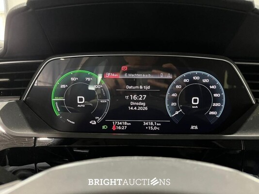 Audi e-tron 55 edition Quattro 95 kWh 408pk 2022 (Origineel-NL), R-205-DL