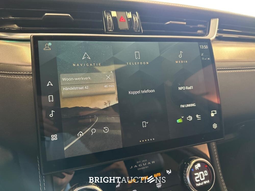 Jaguar F-PACE P400e PHEV R-Dynamic S 2.0 443pk 2021, R-154-VJ