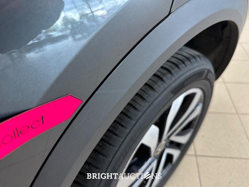 Volkswagen T-Roc Business 1.5 TSI 150 pk 2021, P-449-SZ