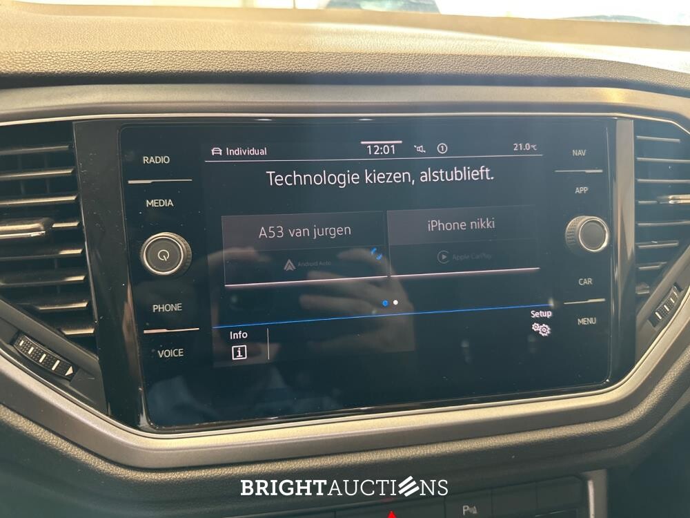 Volkswagen T-Roc Business 1.5 TSI 150 pk 2021, P-449-SZ