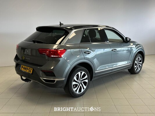 Volkswagen T-Roc Business 1.5 TSI 150 pk 2021, P-449-SZ