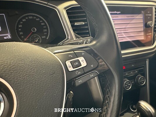 Volkswagen T-Roc Business 1.5 TSI 150 pk 2021, P-449-SZ