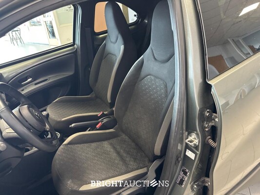 Toyota Aygo X VVT-i MT Pulse 1.0 72pk 2023, X-603-TF