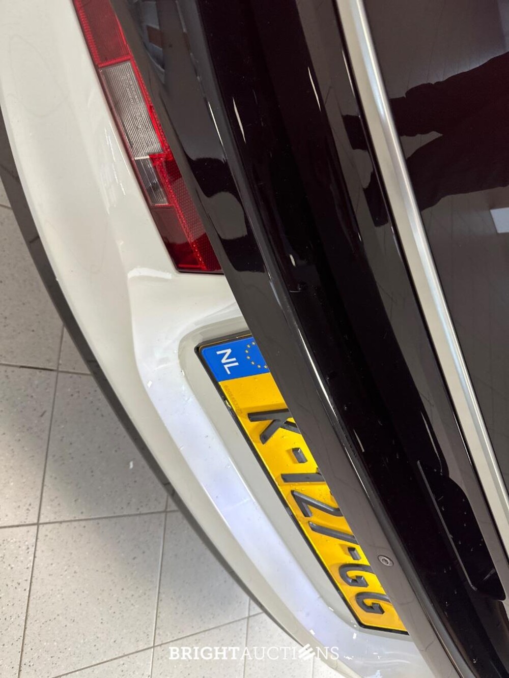 BMW i3 Executive Edition 120Ah 42 kWh 170pk 2020 (Origineel-NL), K-127-GG