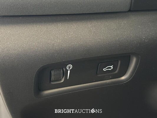 Polestar 2 Long Range Dual Motor Launch Edition 78 kWh 408 pk 2021 (Origineel-NL), L-110-JS