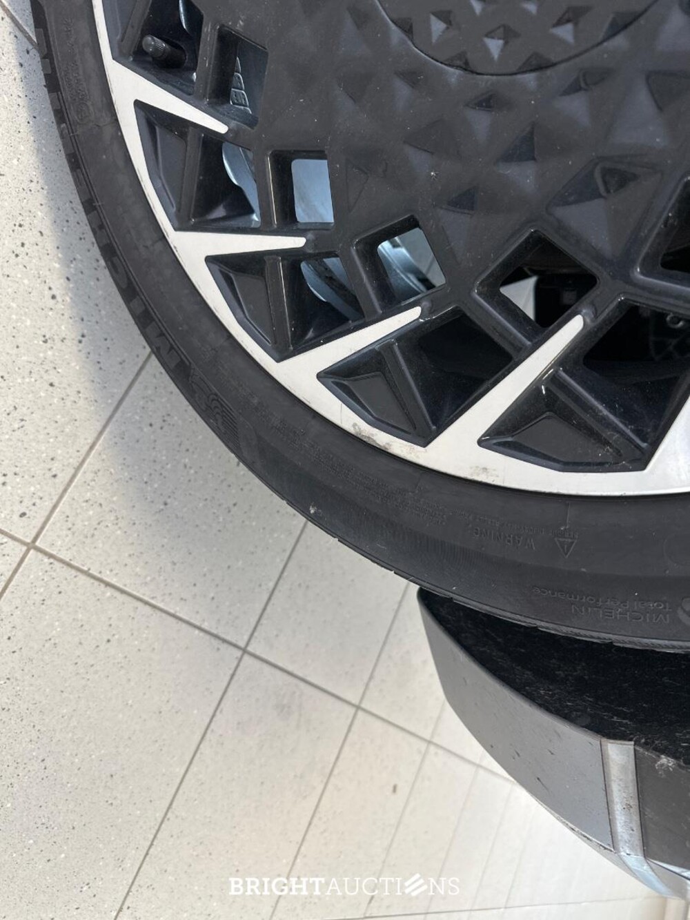 Hyundai IONIQ 5 Lounge 73 kWh 218pk 2021 (Origineel-NL), N-710-KR