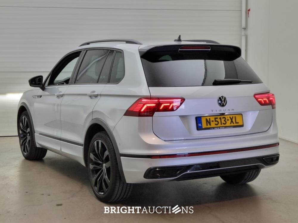 Volkswagen Tiguan R-Line Business 1.5 TSI 150pk 2022 (Origineel-NL), N-513-XL