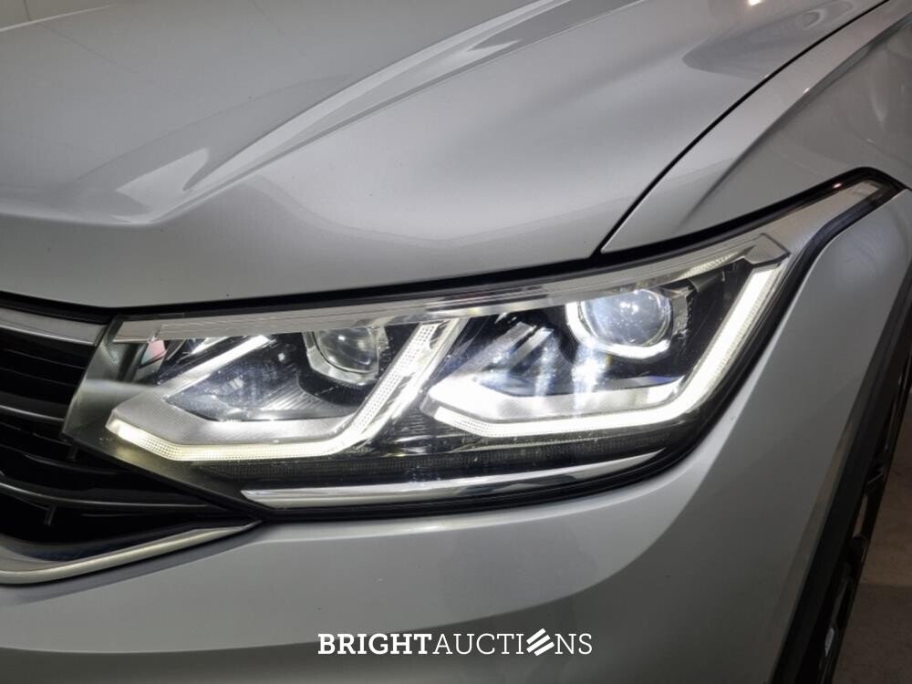 Volkswagen Tiguan R-Line Business 1.5 TSI 150pk 2022 (Origineel-NL), N-513-XL