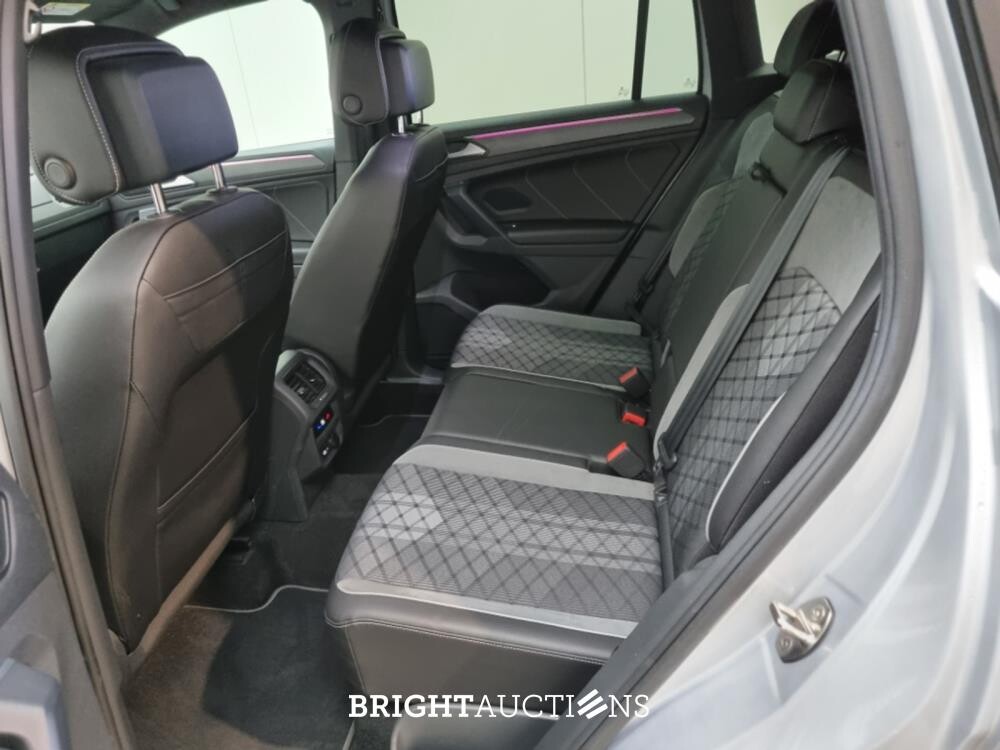 Volkswagen Tiguan R-Line Business 1.5 TSI 150pk 2022 (Origineel-NL), N-513-XL