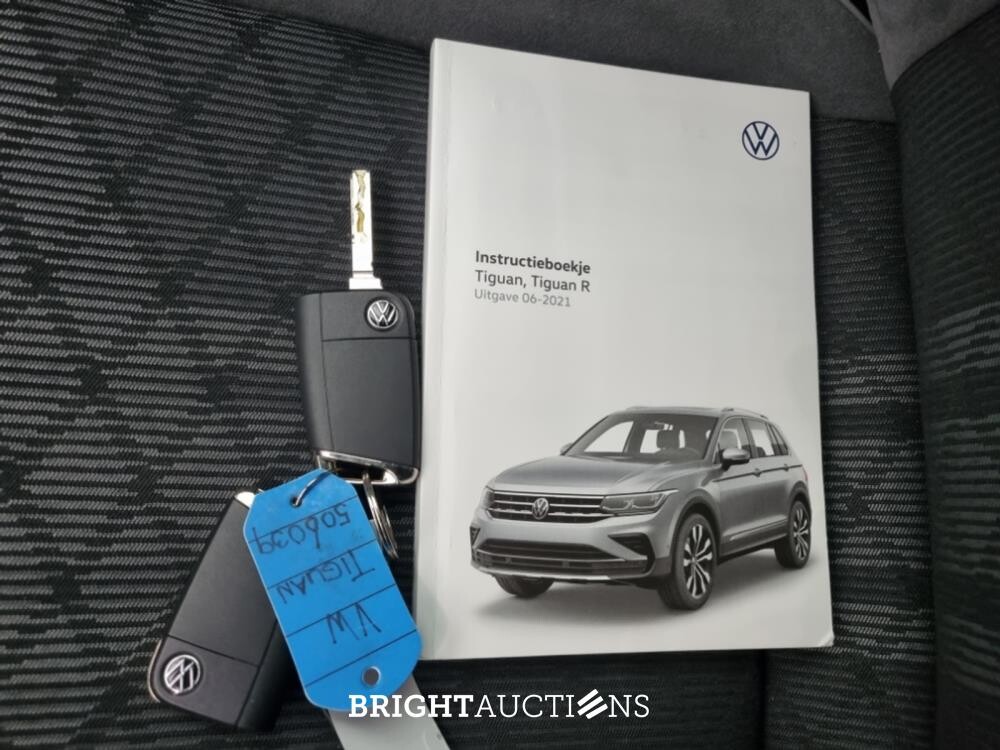 Volkswagen Tiguan R-Line Business 1.5 TSI 150pk 2022 (Origineel-NL), N-513-XL