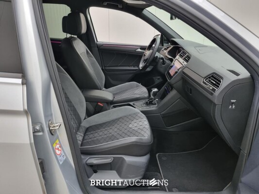 Volkswagen Tiguan R-Line Business 1.5 TSI 150pk 2022 (Origineel-NL), N-513-XL