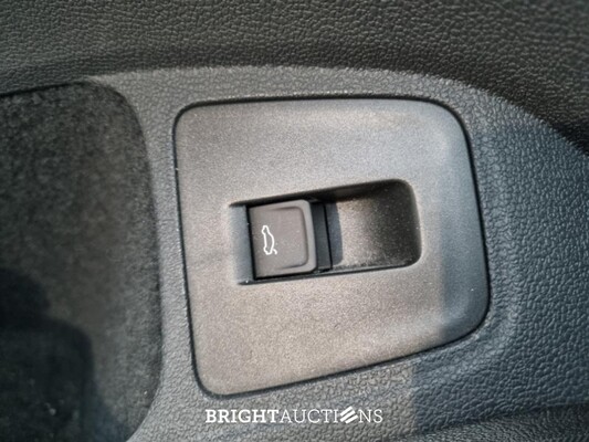 Volkswagen Tiguan R-Line Business 1.5 TSI 150pk 2022 (Origineel-NL), N-513-XL