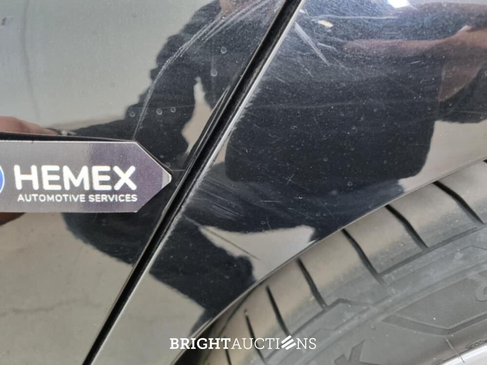BMW 330e 3-serie Touring Business Edition Plus 296pk 2021 (Origineel-NL) 3-Serie, K-474-XH